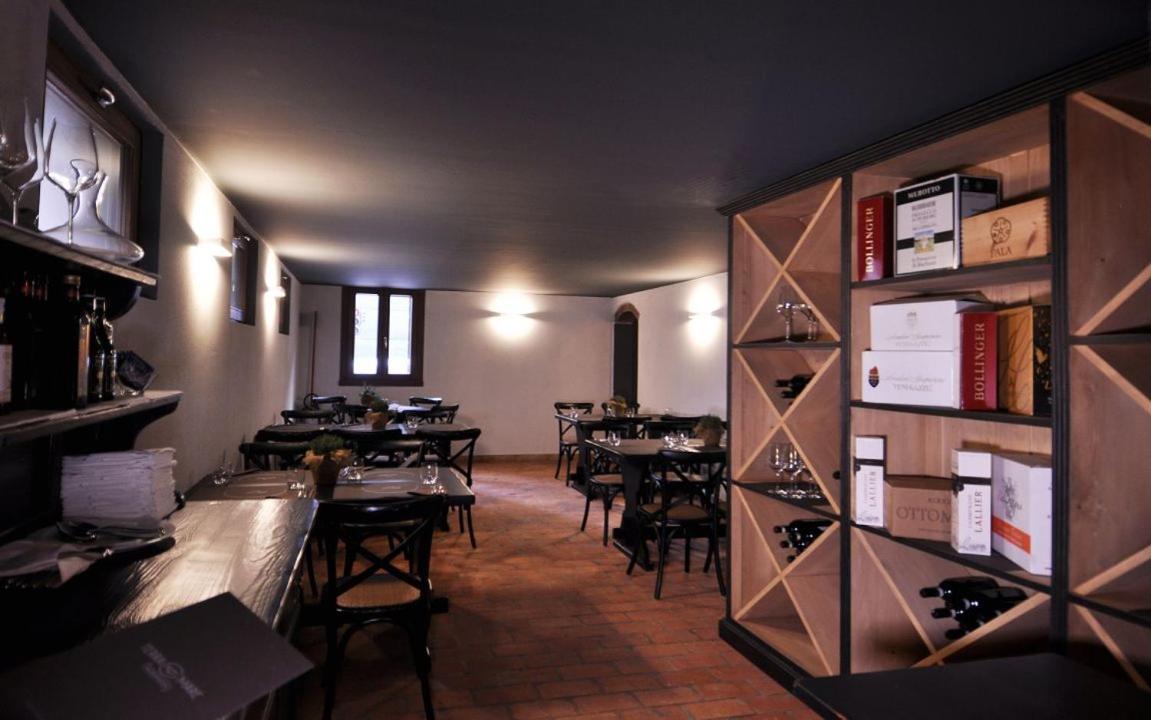 Отель La Rotonda Relais Badoere Экстерьер фото